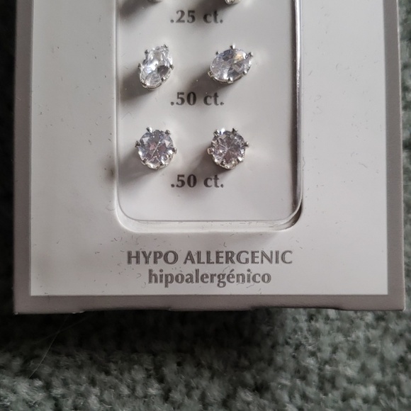 NIB 5-pair Crystal earrings - Picture 4 of 4